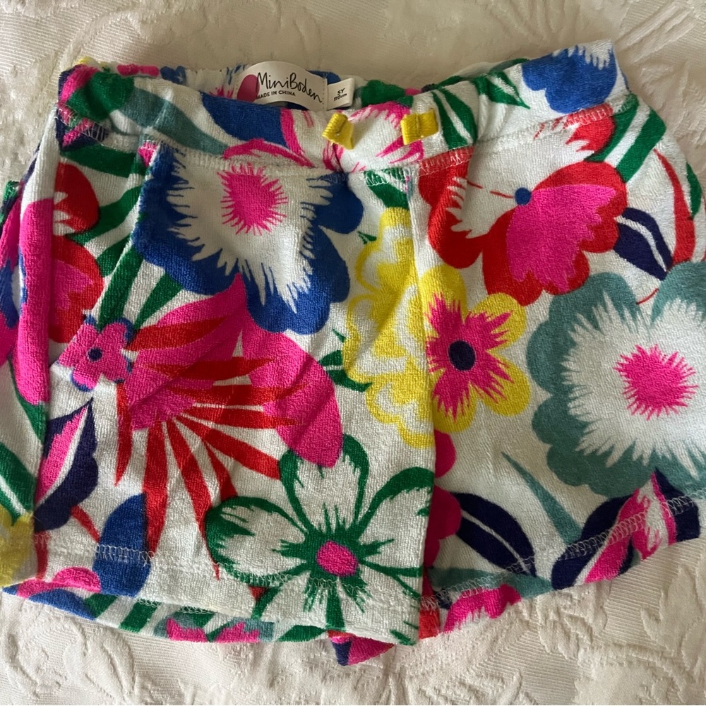 Mini Boden shorts 5y